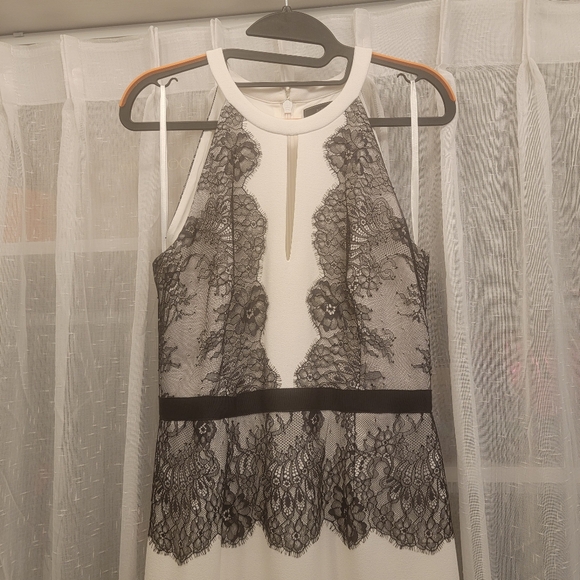 BCBG MaxAzaria Gerogianna Lace Maxi Dress Black & White Size 6 - Picture 6 of 12